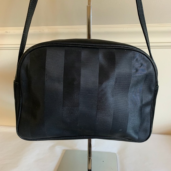 Vintage Pre-1980 FENDI Black Leather Pequin Domed Shoulder Bag - Picture 5 of 10